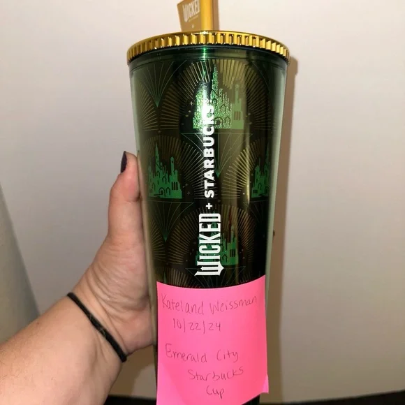 WICKED Starbucks Emerald City Venti Cup 💚✨ - Picture 3 of 3